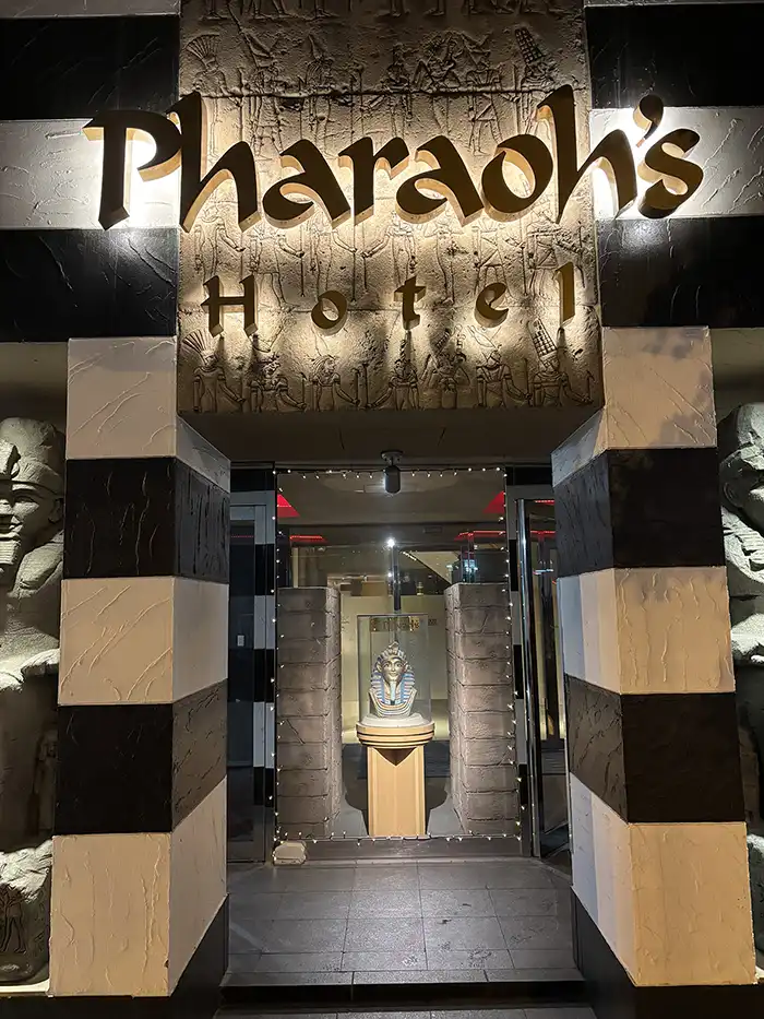 Hotel Pharaoh's